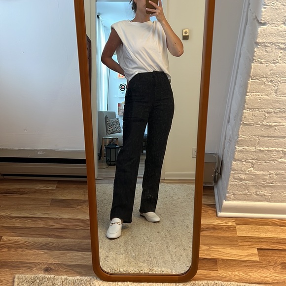 Wilfred from Aritzia pants. Great for work - Picture 2 of 6